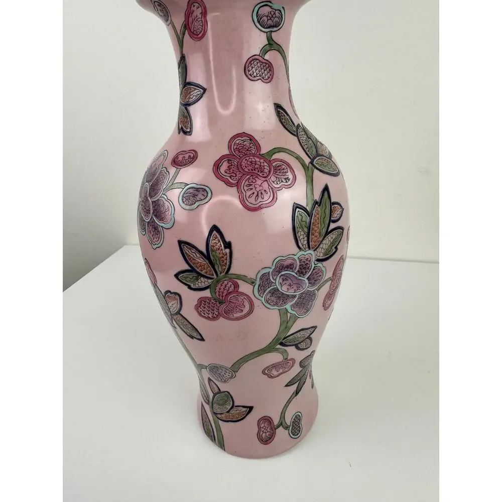 VINTAGE Pink Floral Porcelain Chinese Green Vines Theme Decor Vase Macau 11.5